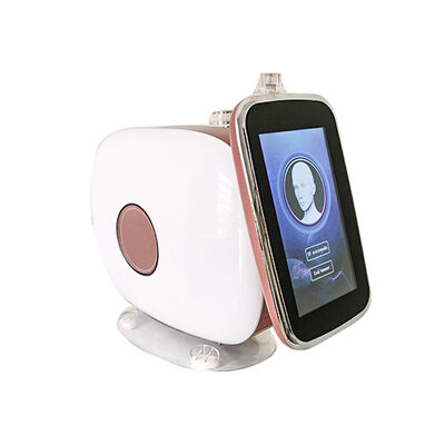 سعر جيد 2in1 Microneedle الباردة المطرقة RF جهاز Microneedling لشد الجلد وإزالة التجاعيد الانترنت